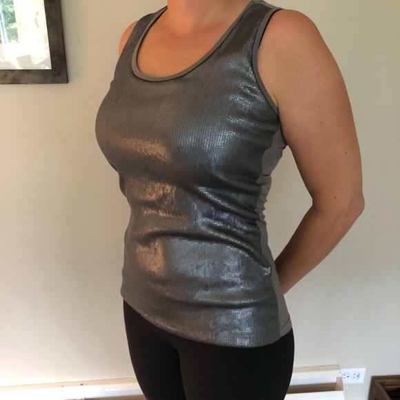 Grey Kische sleeveless top with sequins - S - Picture 5 of 5